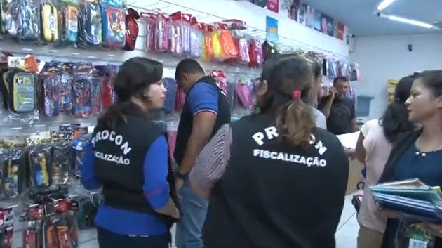Procon inicia fiscalização de material escolar