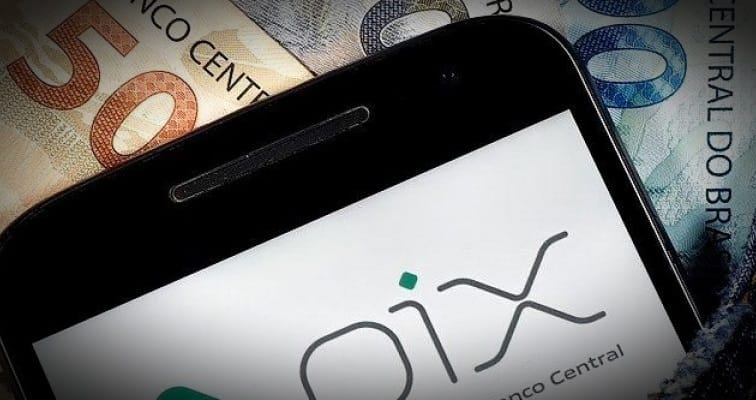Banco deve pagar danos materiais e morais a cliente por falha na segurança do Pix