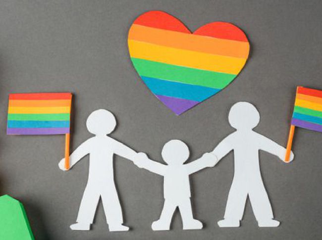 DPE-MA auxilia em adoção de uma pessoa adulta por um casal homoafetivo