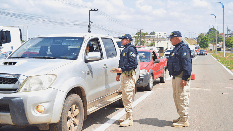 PRF intensifica as fiscalizações durante a Operação Semana Santa/Tiradentes 2025