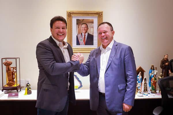 Sintonia entre Brandão e Camarão demonstra um grupo coeso