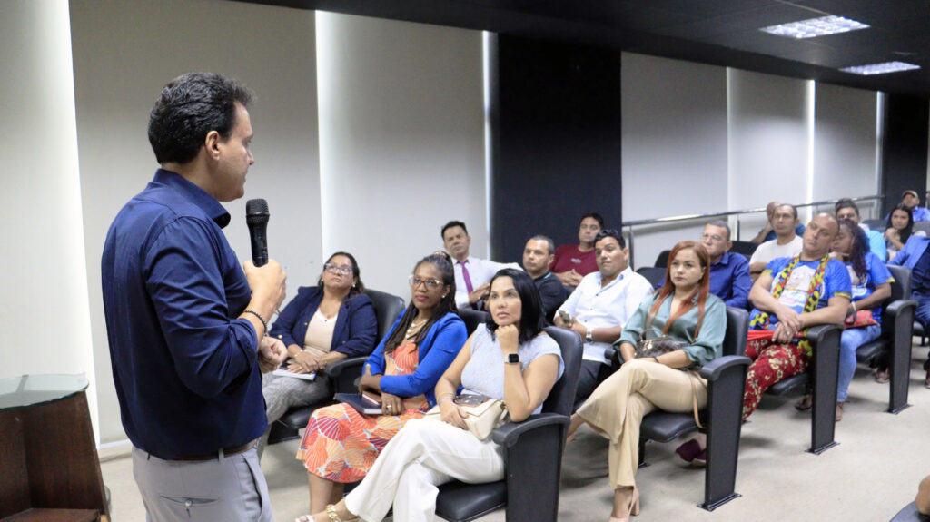 Vice-governador participa de Seminário de Formação do PT e de encontro com suplentes de vereador