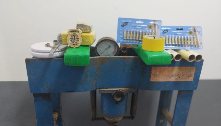 Polícia apreende maconha e máquina para prensar a droga, em Paço do Lumiar