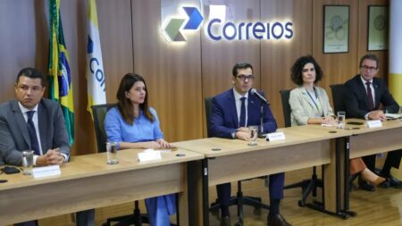 Correios planeja fechar agências e cortar 15 mil empregos em plano de R$ 20 bilhões