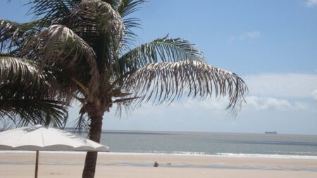 MP interdita acesso de veículos à Praia do Olho de Porco durante o Réveillon