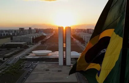 Eleitor prefere mulher ou representante do agro como vice-presidente, aponta Paraná Pesquisas