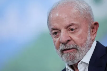 Lula lidera com folga todas as simulações eleitorais para 2026, aponta Genial/Quaest