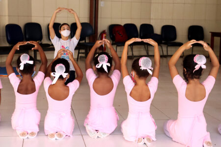 Projeto social retoma atividades com esporte e arte para crianças em São Luís