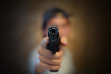 Tentativa de homicídio deixa criança e homem feridos por tiros em São Luís