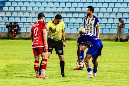Imperatriz e Tuntum ficam no empate em primeiro duelo pela permanência