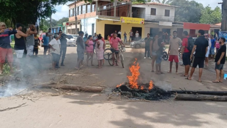 Moradores do Cajupary protestam contra redução de ônibus na zona rural de São Luís