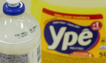 Anvisa mantém suspensão de produtos da Ypê com lote final 1, mas recolhimento fica suspenso