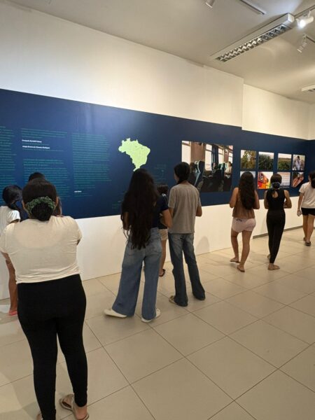 Exposição revela Amazônia humana e histórica pelos trilhos da Ferrovia Carajás em São Luís