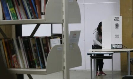 TSE reafirma segurança de urnas a dois meses das eleições e rebate desconfiança externa