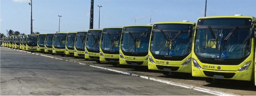 Rodoviários seguem cobrando salários e ameaçam paralisar nesta quarta (30)