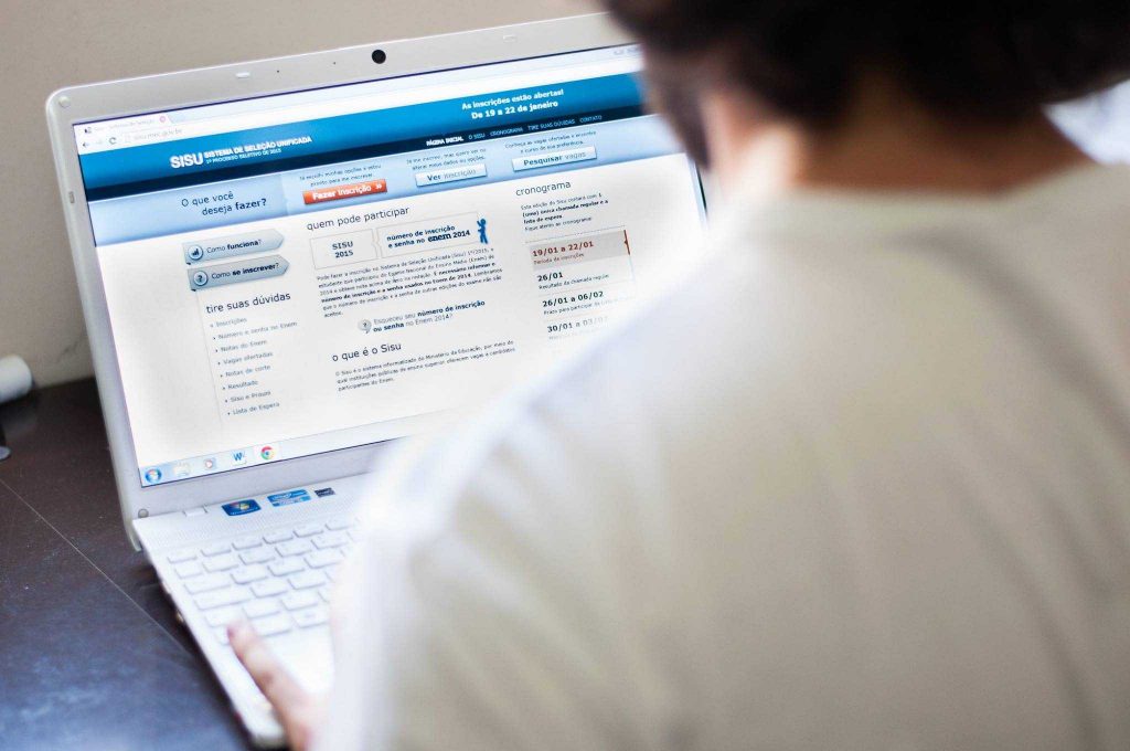 Instituições poderão aderir ao Sisu a partir da próxima segunda-feira (25)