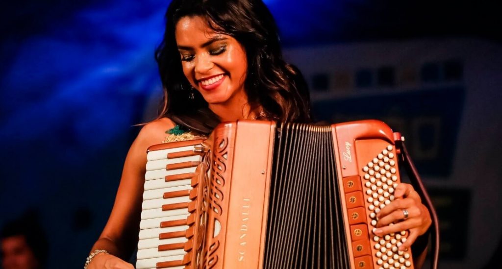 Chico César, Lucy Alves e Tatau agitam São Luís neste domingo