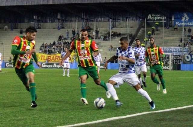 Com gol mal anulado, Sampaio fica no 0x0 contra o São José/RS