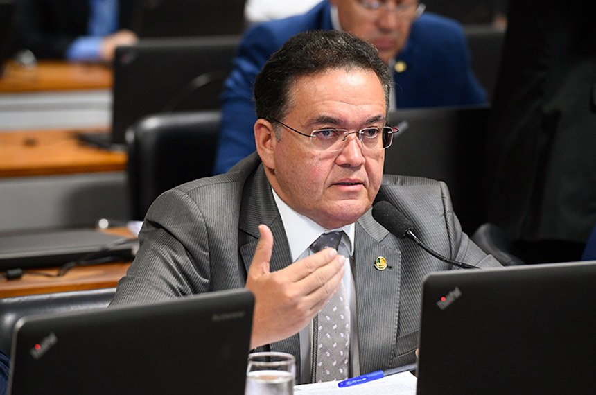Roberto Rocha apresenta relatório sobre Reforma tributária no Senado