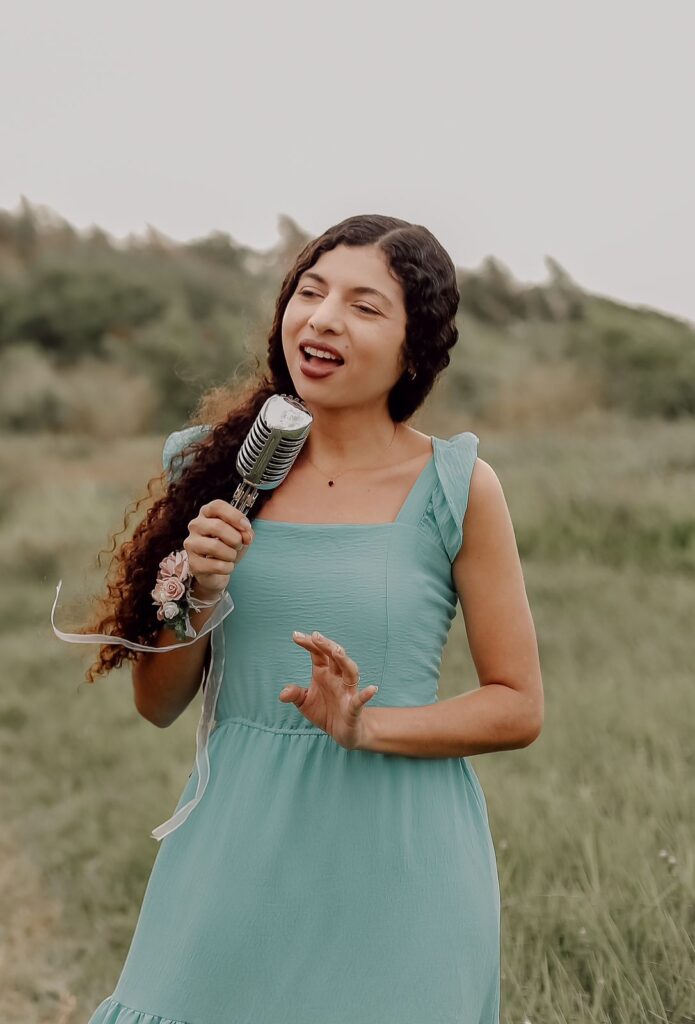 Pocket Show da cantora Janeth Rocha para homenagear as mamães