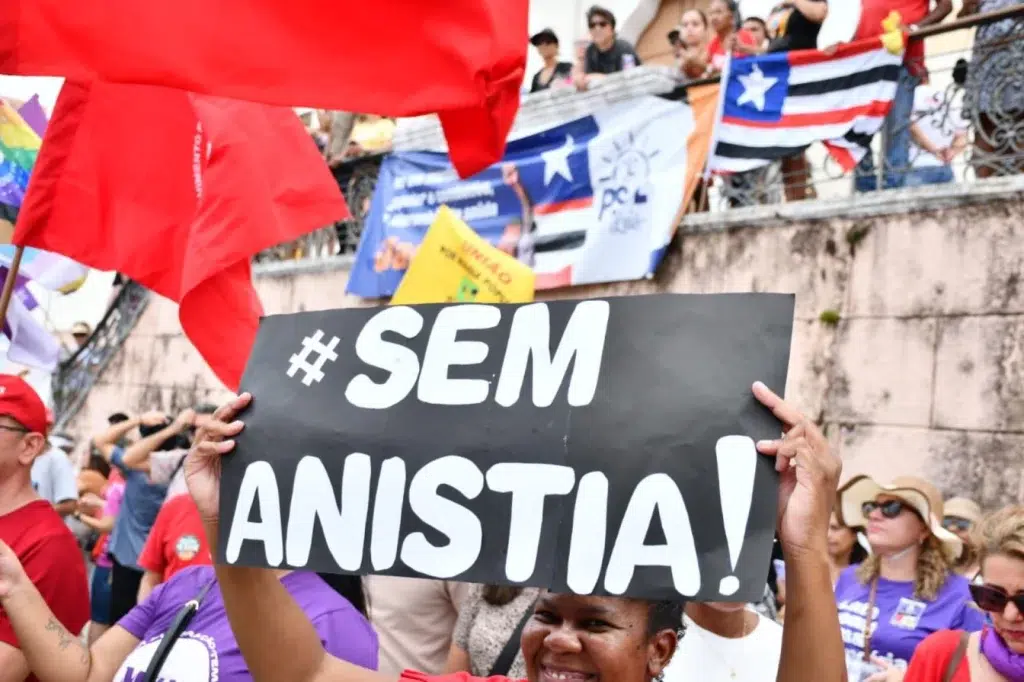 Em São Luís, ato nas ruas defende punição para crimes contra a democracia