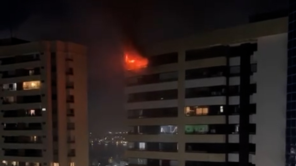 Incêndio destrói apartamento em edifício de luxo em São Luís