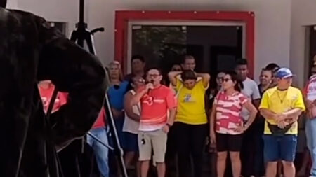 Servidores cobram pagamentos do FUNDEB em São Benedito do Rio Preto
