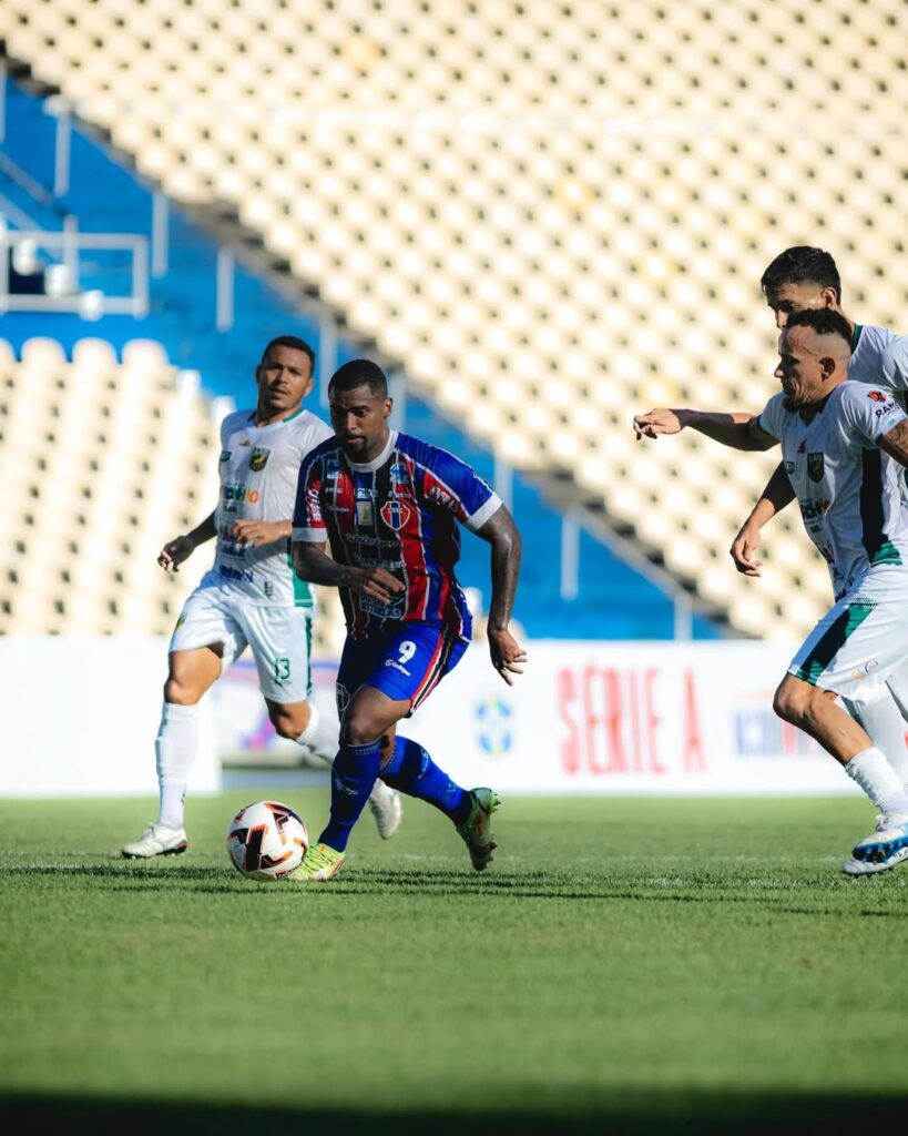 Maranhão vence clássico e assume liderança isolada do estadual
