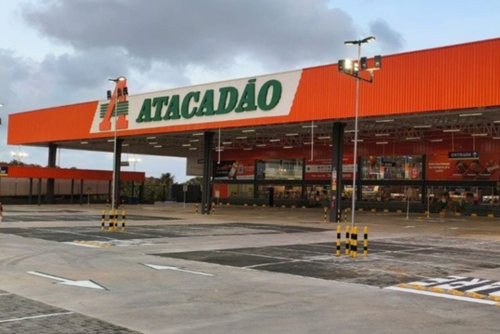 Atacadão oferece mais de 45 vagas em São José Araçagy
