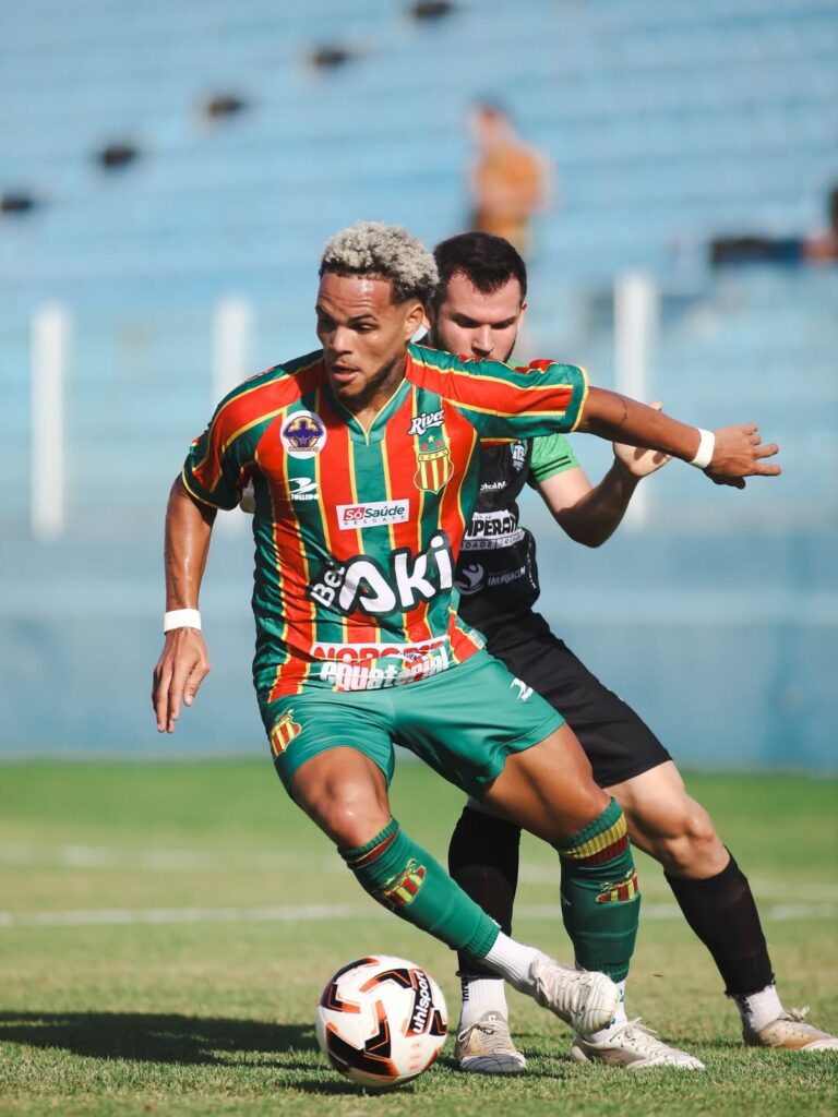 Goleada por 6 a 0 garante classificação do Sampaio Corrêa às semifinais