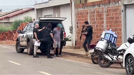 Polícia prende dois homens por descumprir medidas protetivas em Balsas