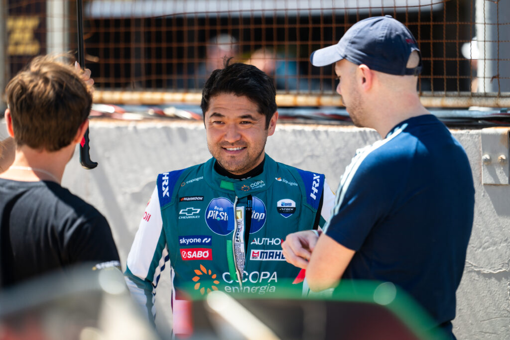 Rafael Suzuki mira a vitória em Interlagos após início regular na Stock Car