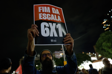 Fim da escala 6×1 lidera pautas do 1º de maio em atos pelo país