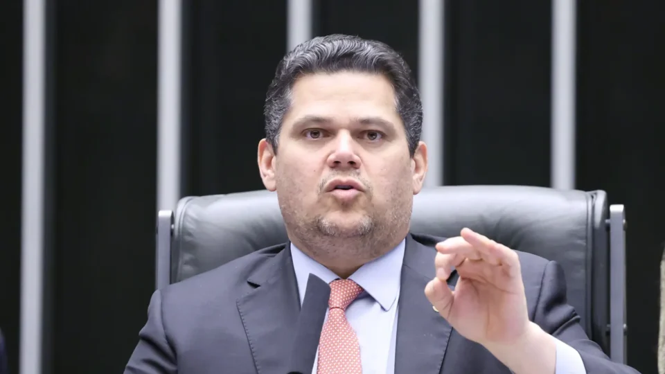 Governo perde no Congresso e libera doações públicas em ano eleitoral