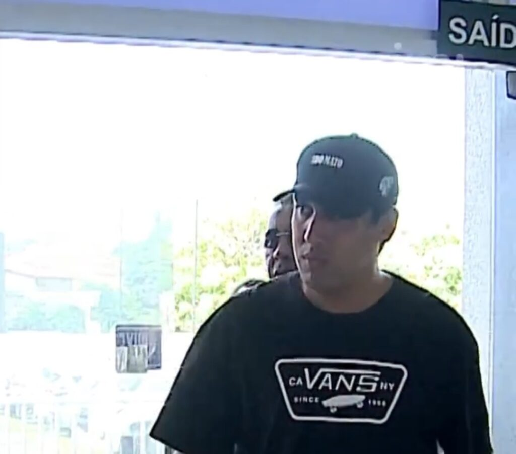 Suspeito de matar ex-namorada no Paraguai se apresenta à polícia no Maranhão