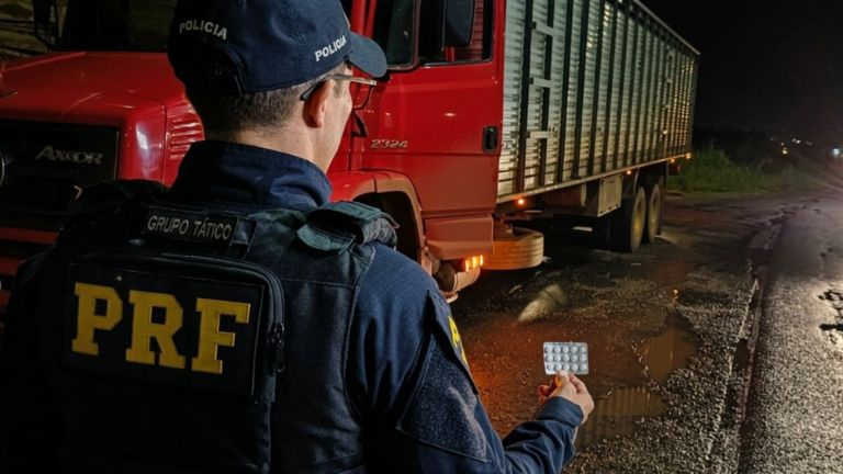 PRF apreende 44 comprimidos de rebite em duas abordagens a caminhões em Imperatriz