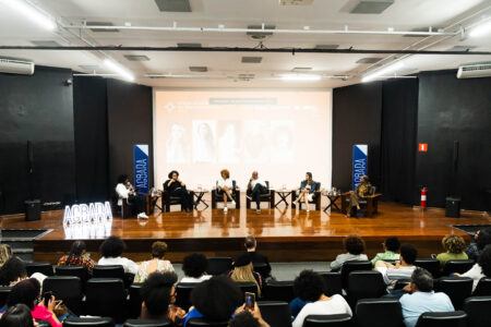 Mulheres negras seguem na base da pirâmide social e econômica do país, aponta índice inédito