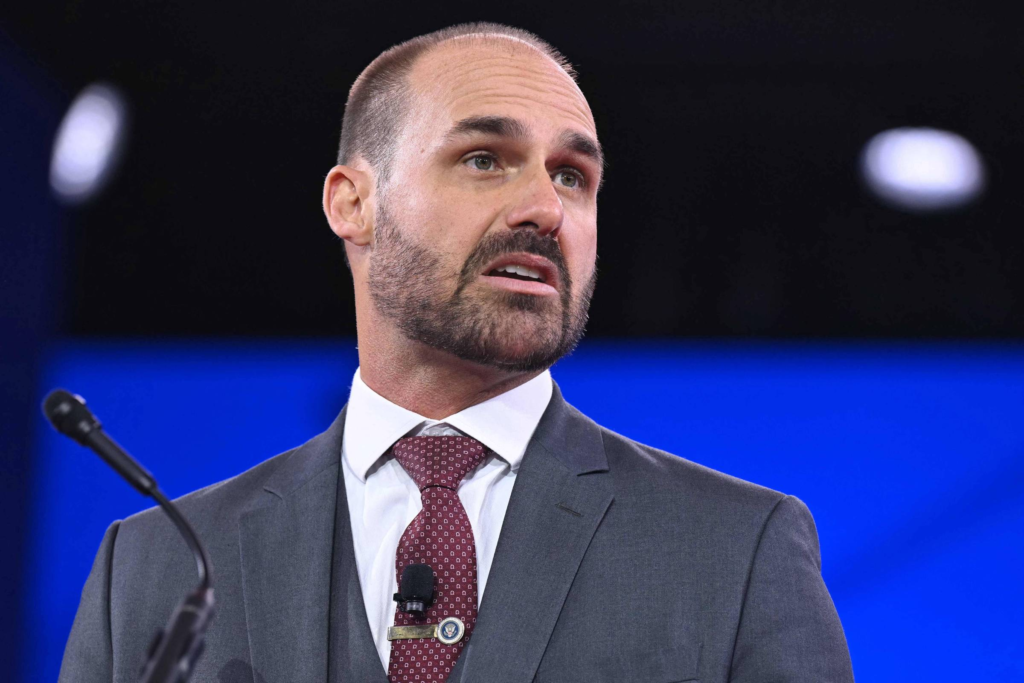 Governo dos EUA critica condenação de Eduardo Bolsonaro e fala em ‘perseguição política’