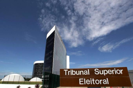 Judicialização precoce bate recorde e TSE já tem 135 ações por campanha antecipada em 2026