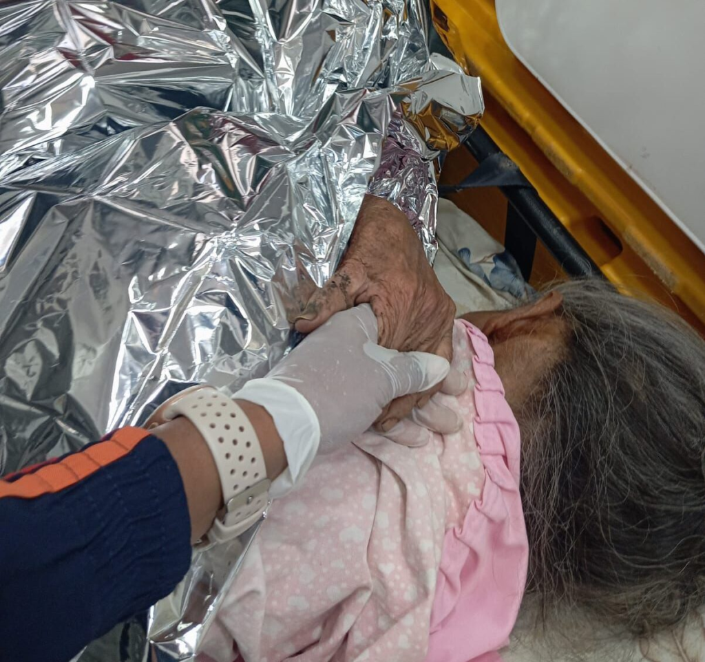 Idosa é resgatada em estado grave e neta é presa por maus-tratos em Balsas