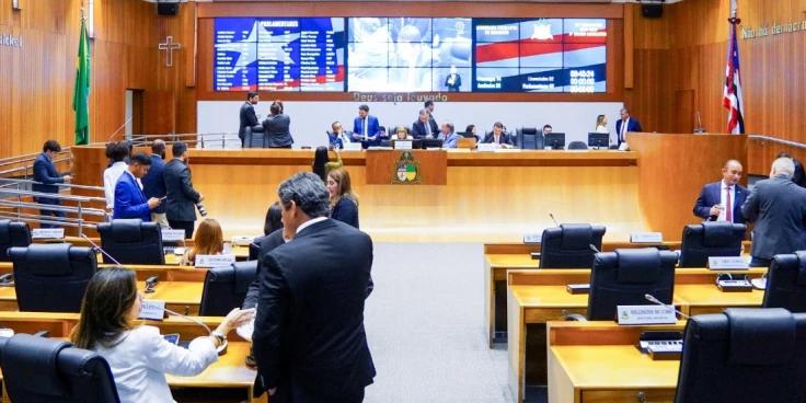 CPI da Educação e Vice-Governador tem votação adiada após divergências entre deputados