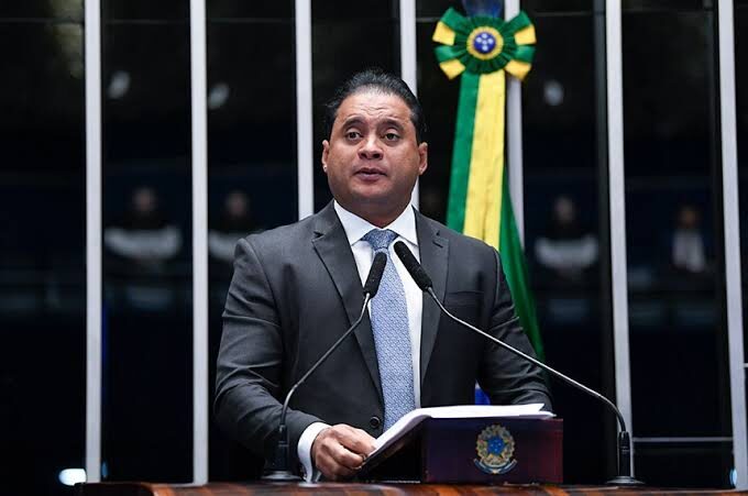PF mira familiares de senador em nova fase da operação que apura desvio bilionário no INSS